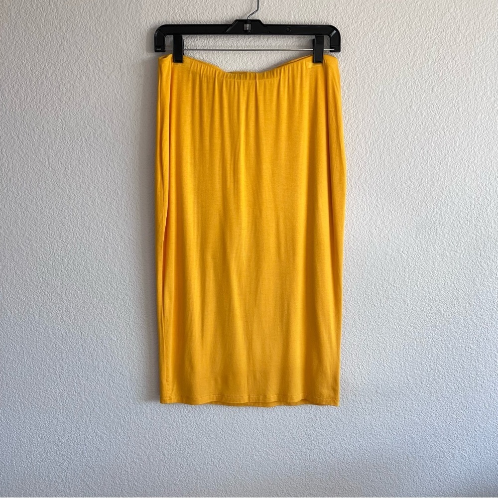 Monroe and Main Women’s Yellow Midi Pencil Skirt‎